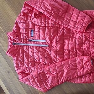 Patagonia lightweight 1/2 zip womens jacket